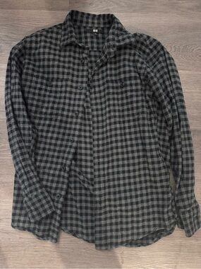 Uniqlo Black & Gray Check flannel Button-Down Shirt